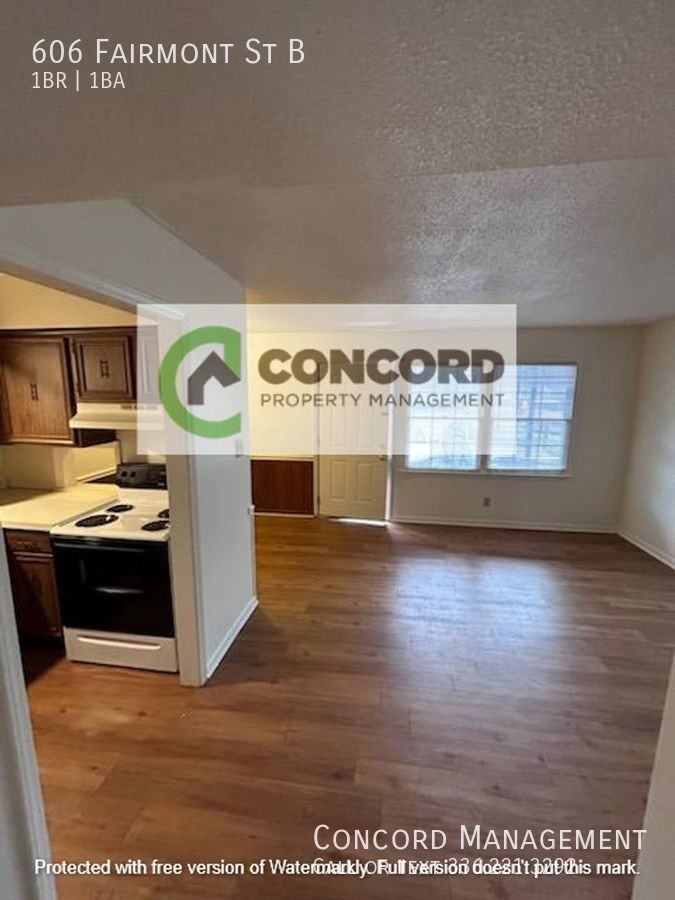 606 Fairmont St - Photo 3 of 8
