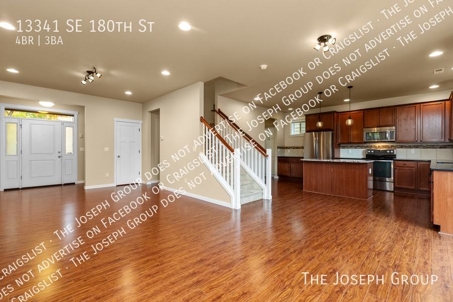 13341 Se 180th St - Photo 4 of 43