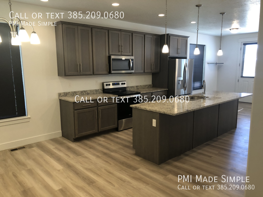 1634 N Westview Ln - Photo 3 of 30