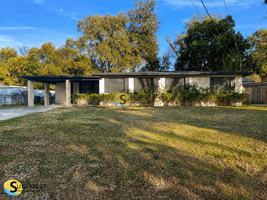 featured image of 3721 Colebrooke Dr
