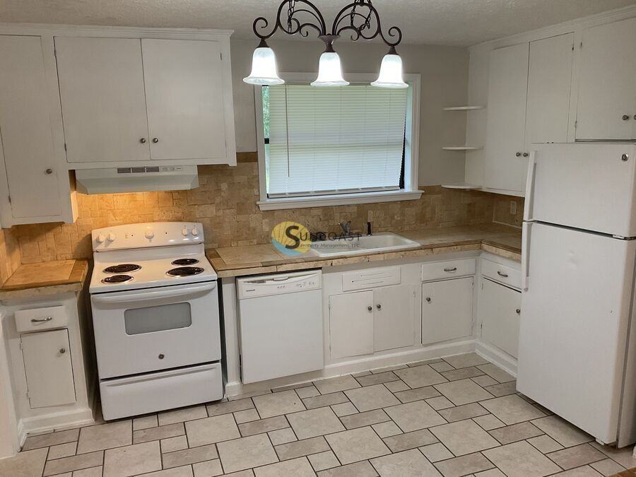 3721 Colebrooke Dr - Photo 6 of 25