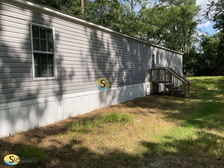 5870 Patterson Ave - Photo 3 of 18