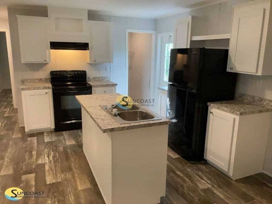 5870 Patterson Ave - Photo 6 of 18
