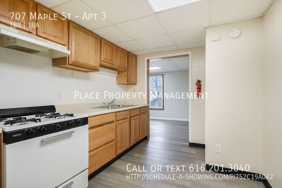 707 Maple St #3 - Photo 3 of 15