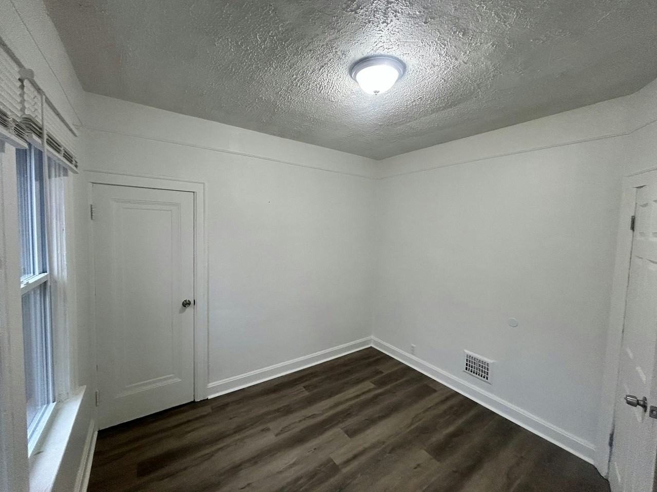 18095 Goulburn Avenue, Unit B (Up) - Photo 2 of 12