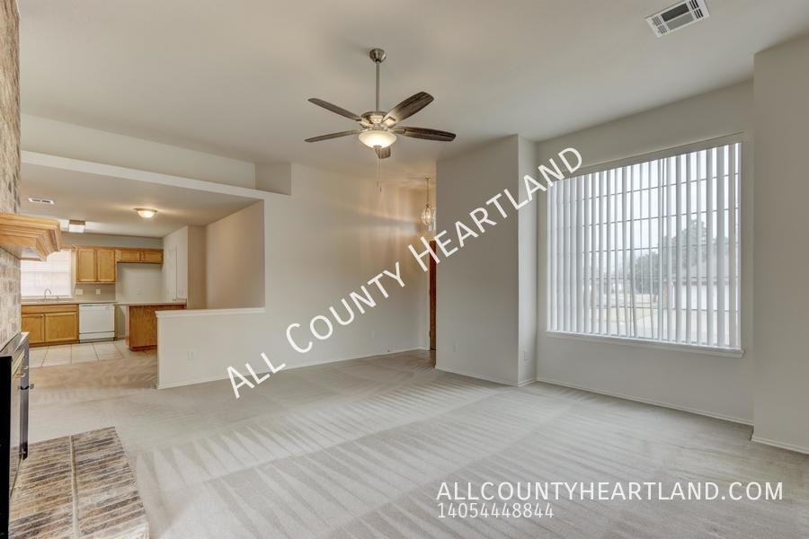 12412 Sw 11th St - Photo 5 of 22