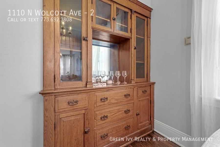1110 N Wolcott Ave #2 - Photo 5 of 23