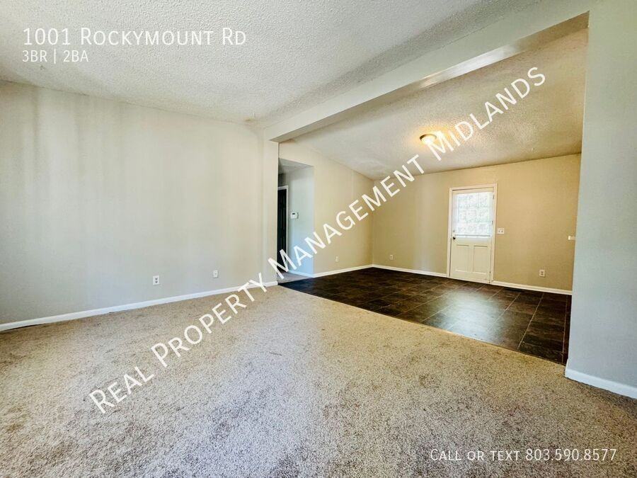 1001 Rockymount Rd - Photo 3 of 12