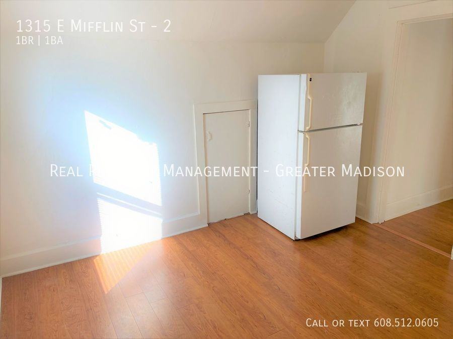 1315 E Mifflin St #2 - Photo 6 of 18