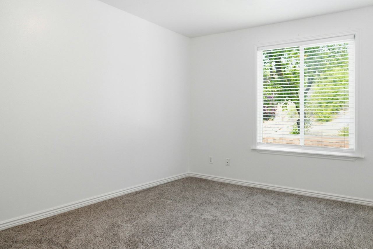 5396 Willow Lane - Photo 6 of 10
