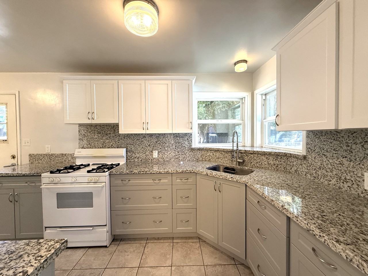 1140 Normal Ave #1 - Photo 5 of 12