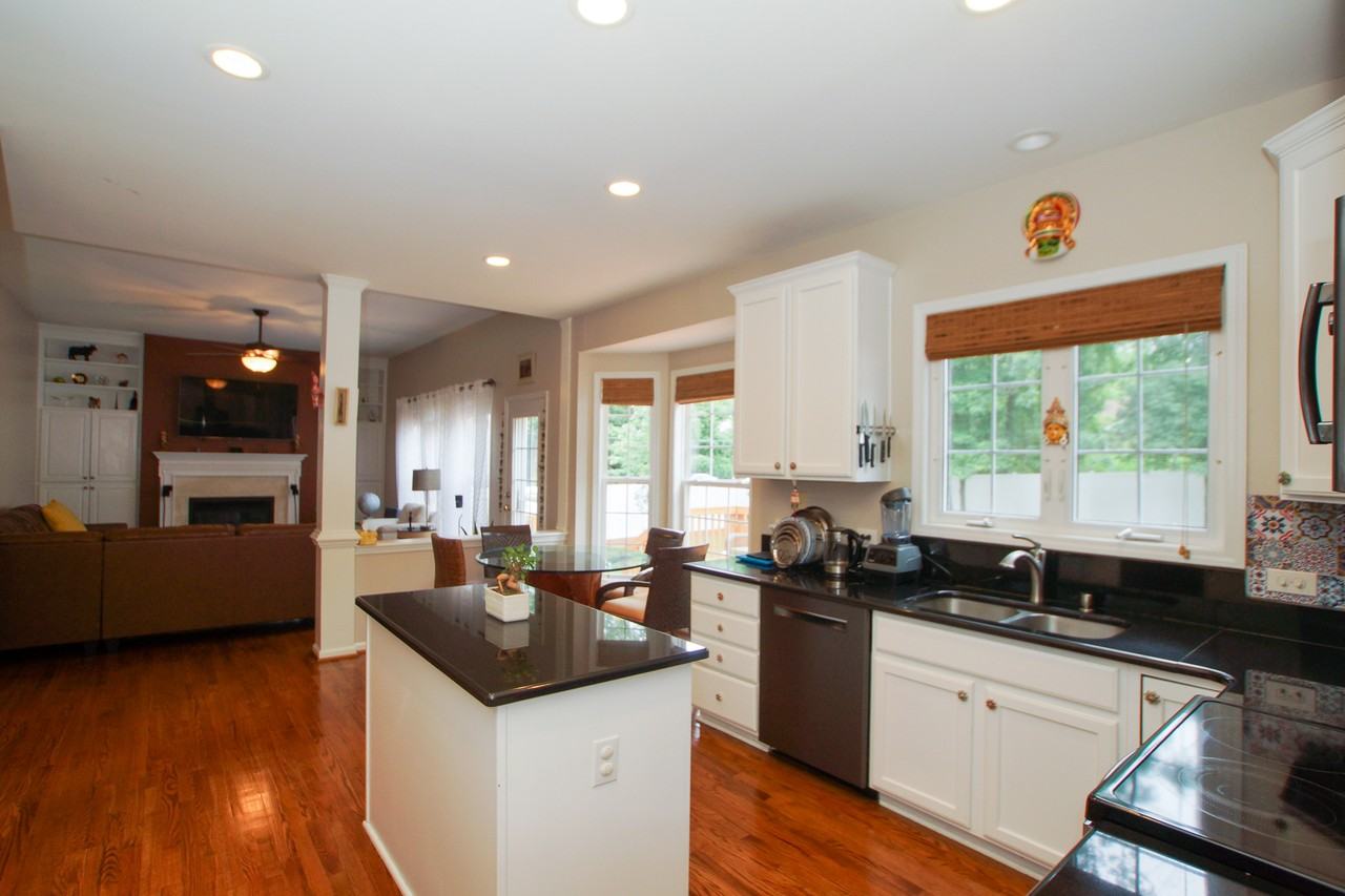 314 Capistrane Dr #1 - Photo 4 of 24