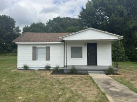 featured image of 3742 Berry Ln