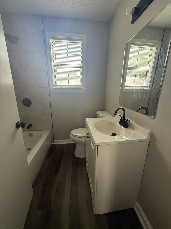2076 Goff Avenue - Photo 2 of 7