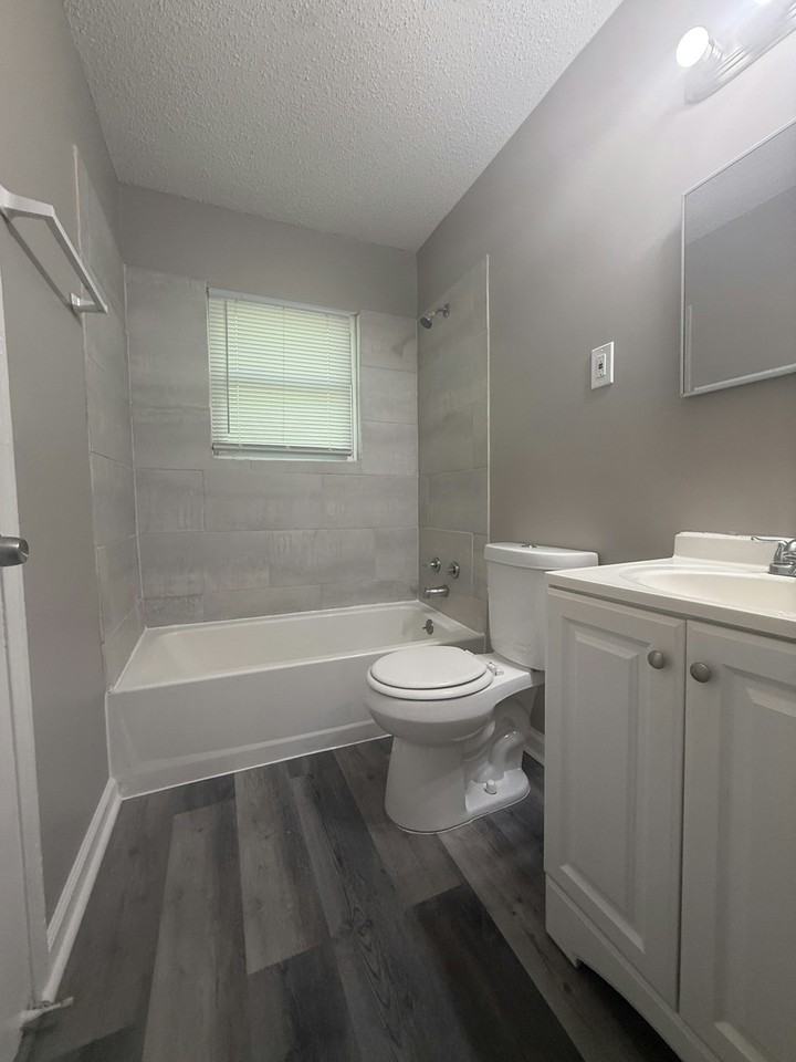 3981 Maynard Drive - Photo 3 of 7