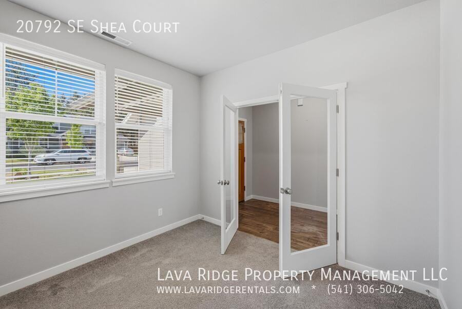 20792 Se Shea Ct - Photo 6 of 38