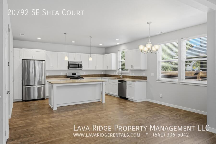 20792 Se Shea Ct - Photo 7 of 38
