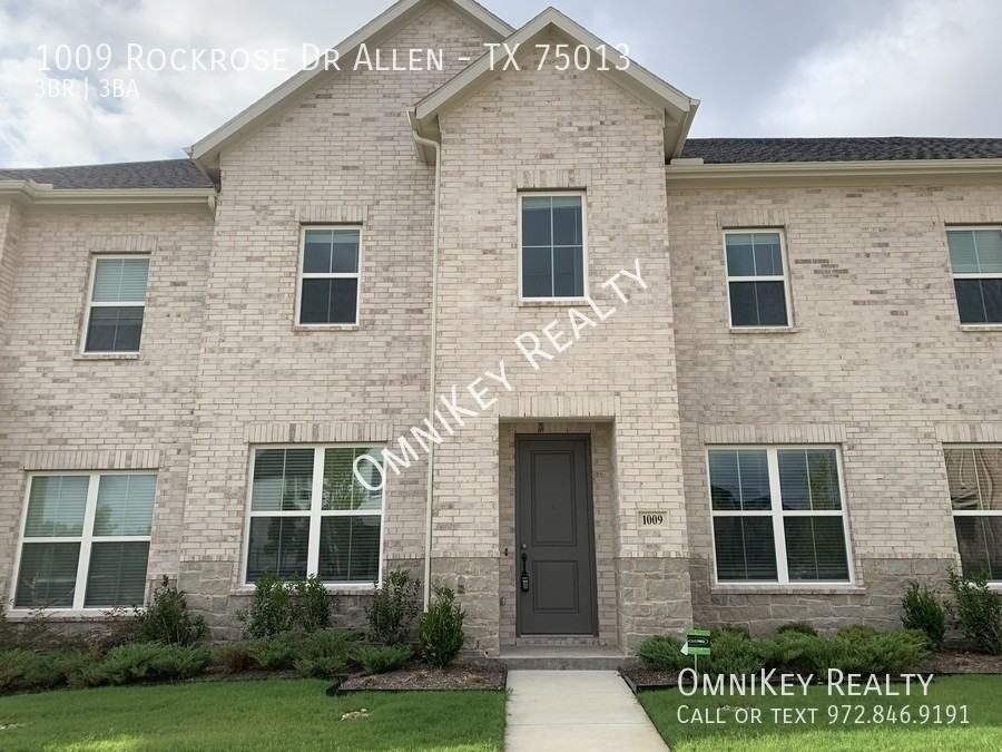 1009 Rockrose Dr