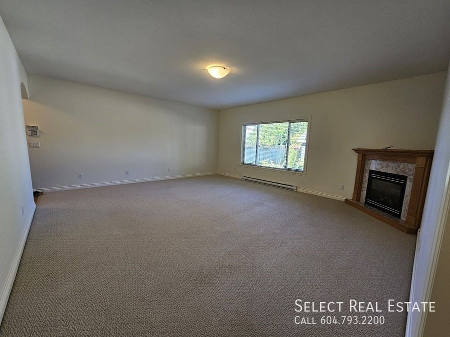3544 Bassano Terr - Photo 4 of 22