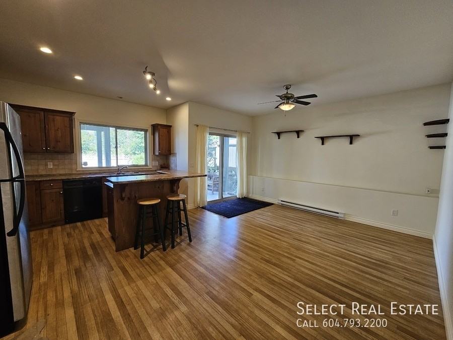 3544 Bassano Terr - Photo 7 of 22