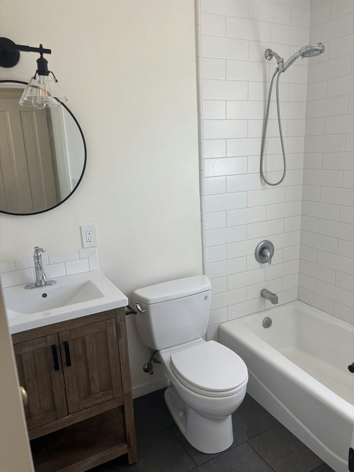 306 Rancheria Street, Unit 432 W.Montecito, #A - Photo 4 of 6
