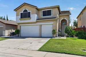 featured image of 6816 Trailride Way