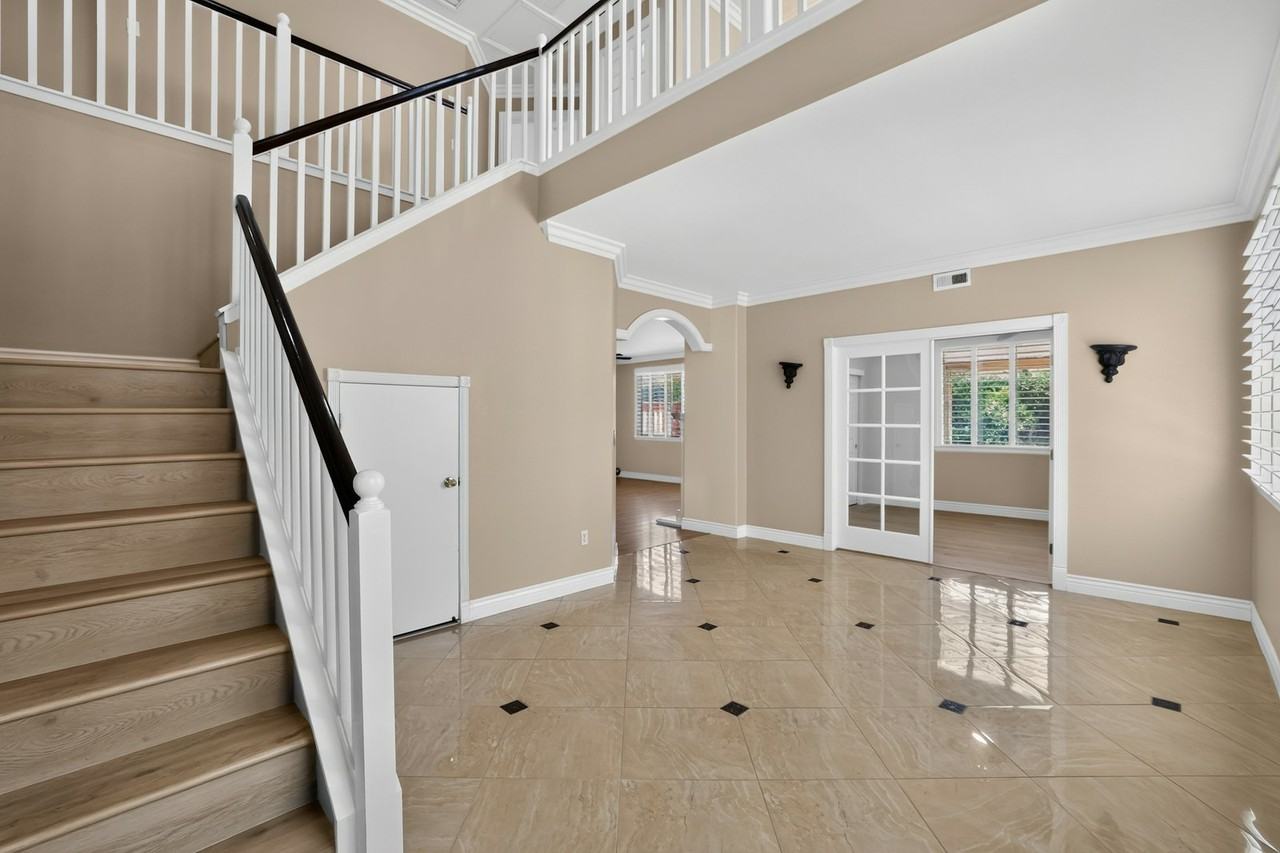 6816 Trailride Way - Photo 3 of 15