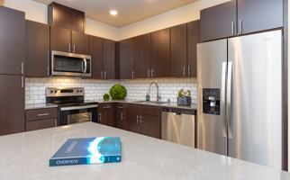 featured image of 532 Magazine St