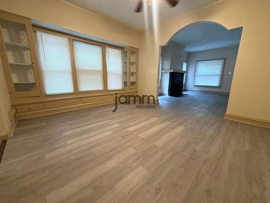 1671 Belmar Rd - Photo 4 of 11
