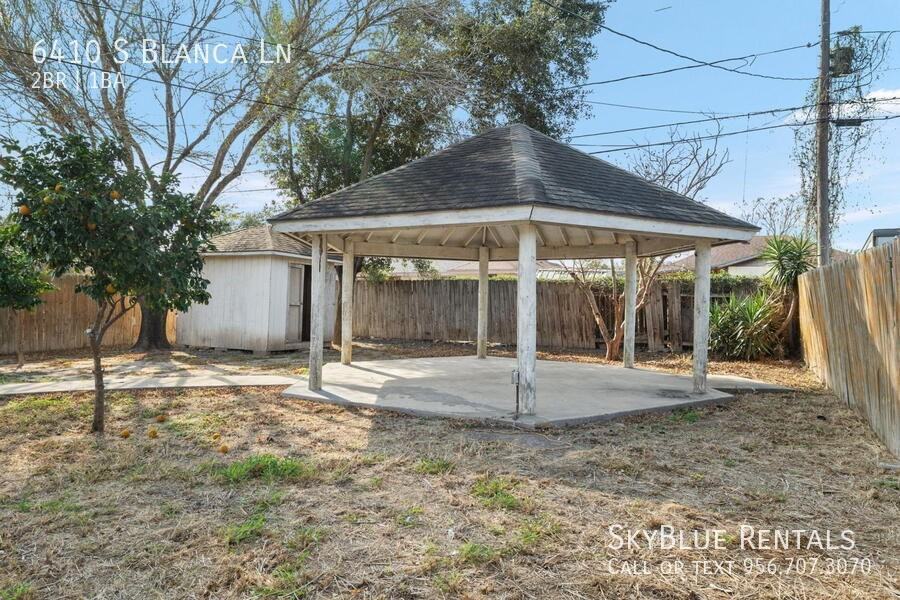 6410 S Blanca Ln - Photo 3 of 10