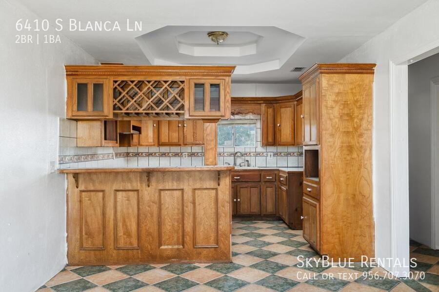 6410 S Blanca Ln - Photo 5 of 10