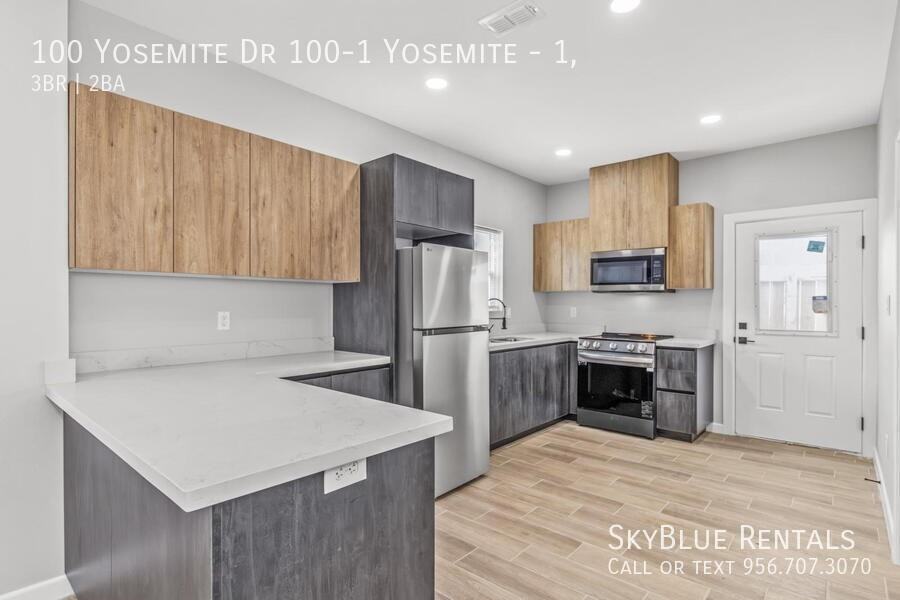 100 Yosemite Dr 100-1 Yosemite #1 - Photo 2 of 11