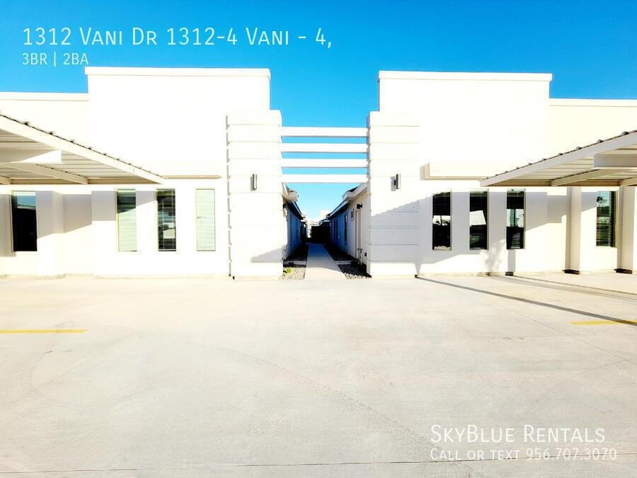 1312 Vani Dr 1312-4 Vani #4 - Photo 4 of 15