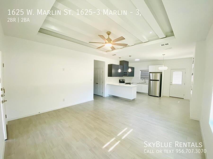 1625 W Marlin St #3 - Photo 3 of 10