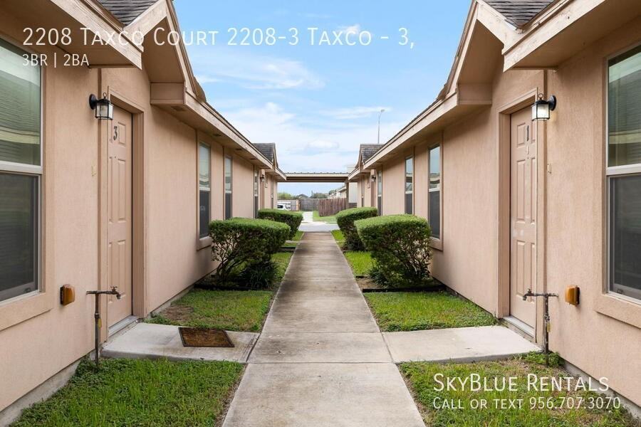 2208 Taxco Court 2208-3 Taxco #3 - Photo 2 of 12