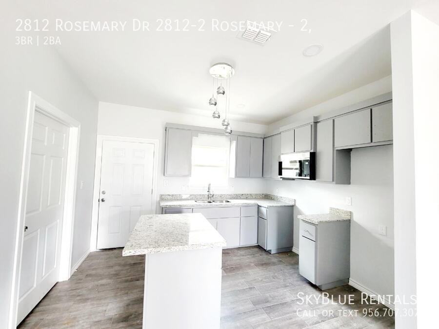 2812 Rosemary Dr #2 - Photo 7 of 15