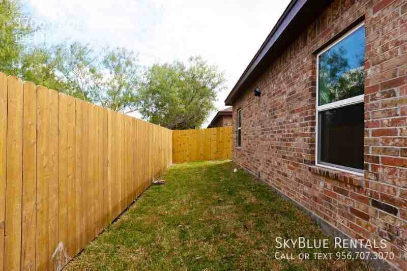 3706 Paola St #1 - Photo 6 of 8