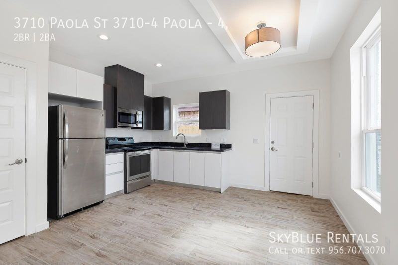 3710 Paola St #4 - Photo 3 of 8