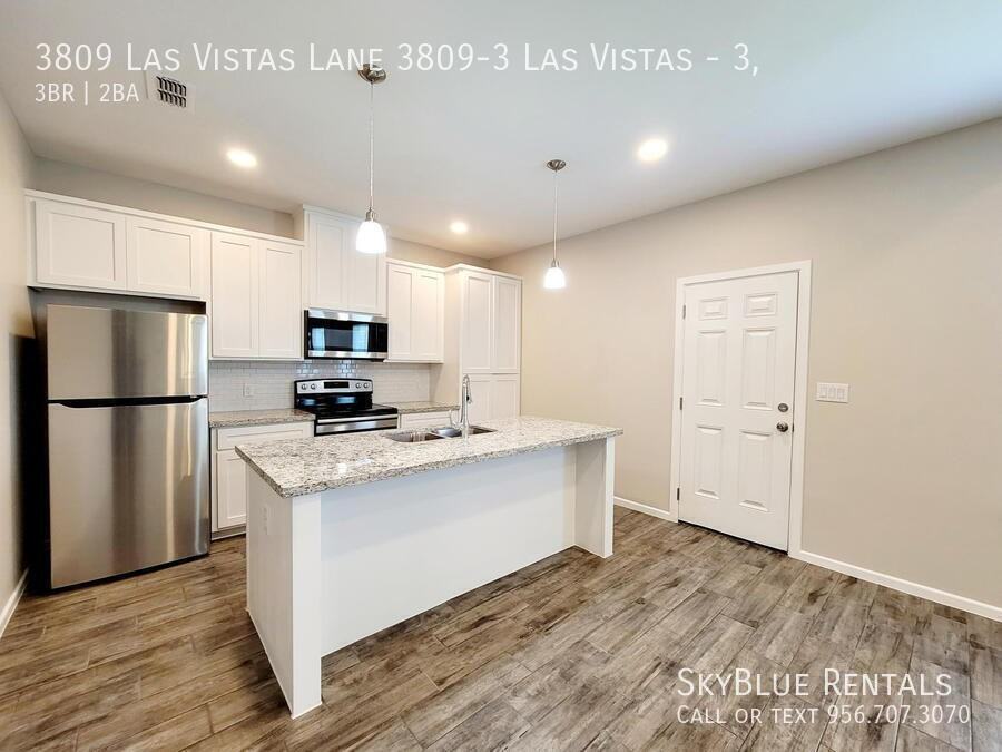 3809 Las Vistas Ln #3 - Photo 4 of 18