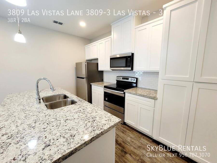 3809 Las Vistas Ln #3 - Photo 5 of 18