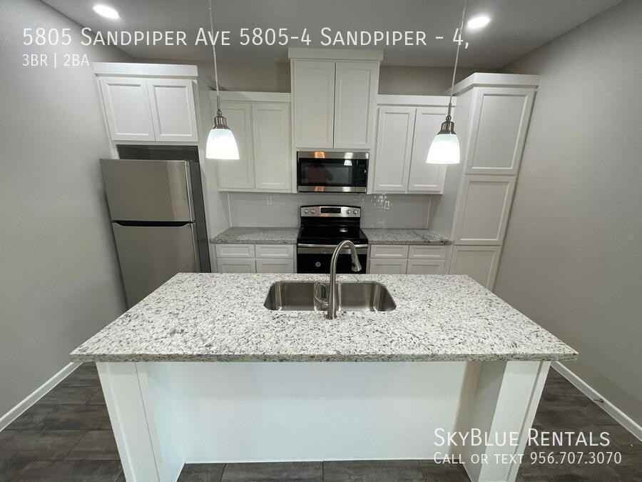 5805 Sandpiper Ave 5805-4 Sandpiper #4 - Photo 6 of 13
