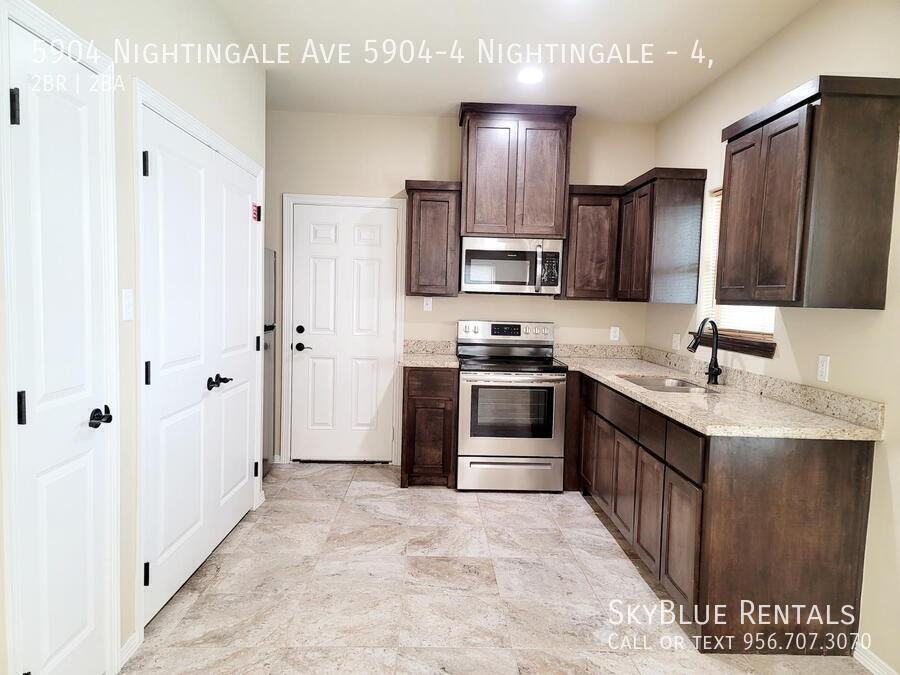 5904 Nightingale Ave 5904-4 Nightingale #4 - Photo 5 of 10