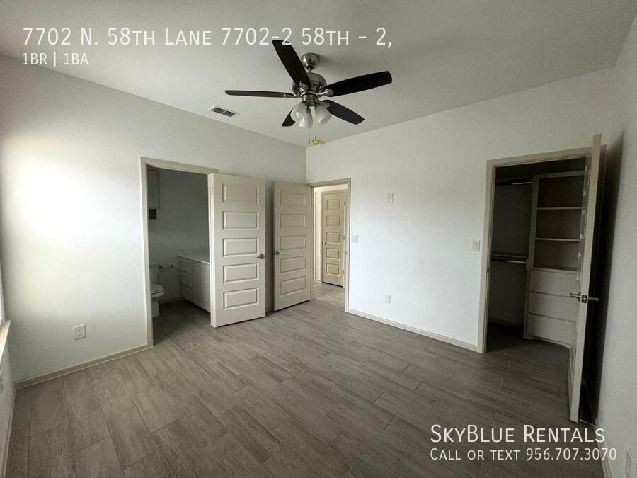 7702 N. 58th Lane 7702-2 58th #2 - Photo 7 of 13