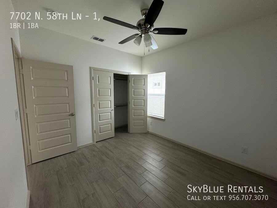7702 N 58th Ln #1 - Photo 5 of 11