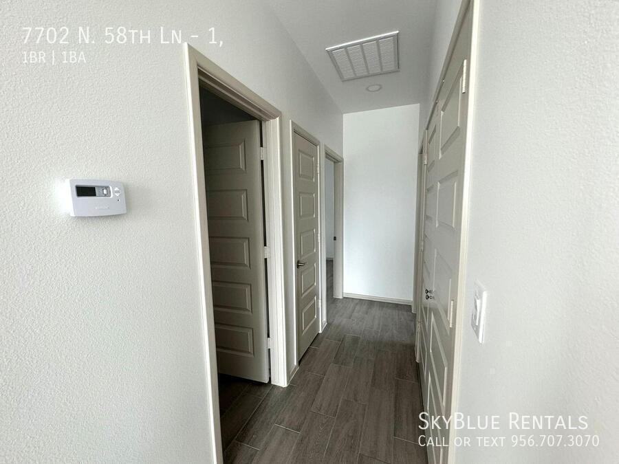 7702 N 58th Ln #1 - Photo 7 of 11