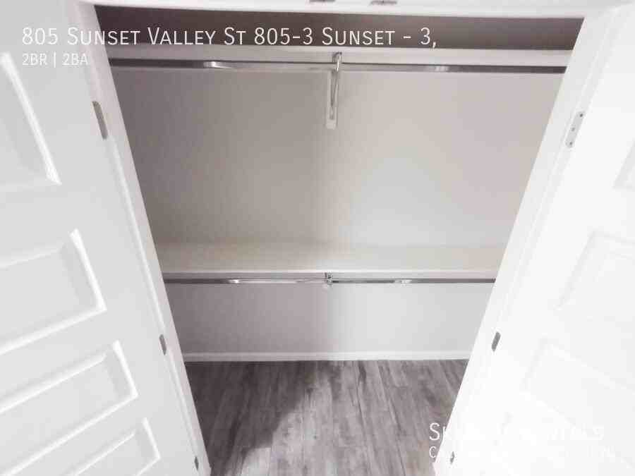 805 W Sunset Valley St #3 - Photo 7 of 17