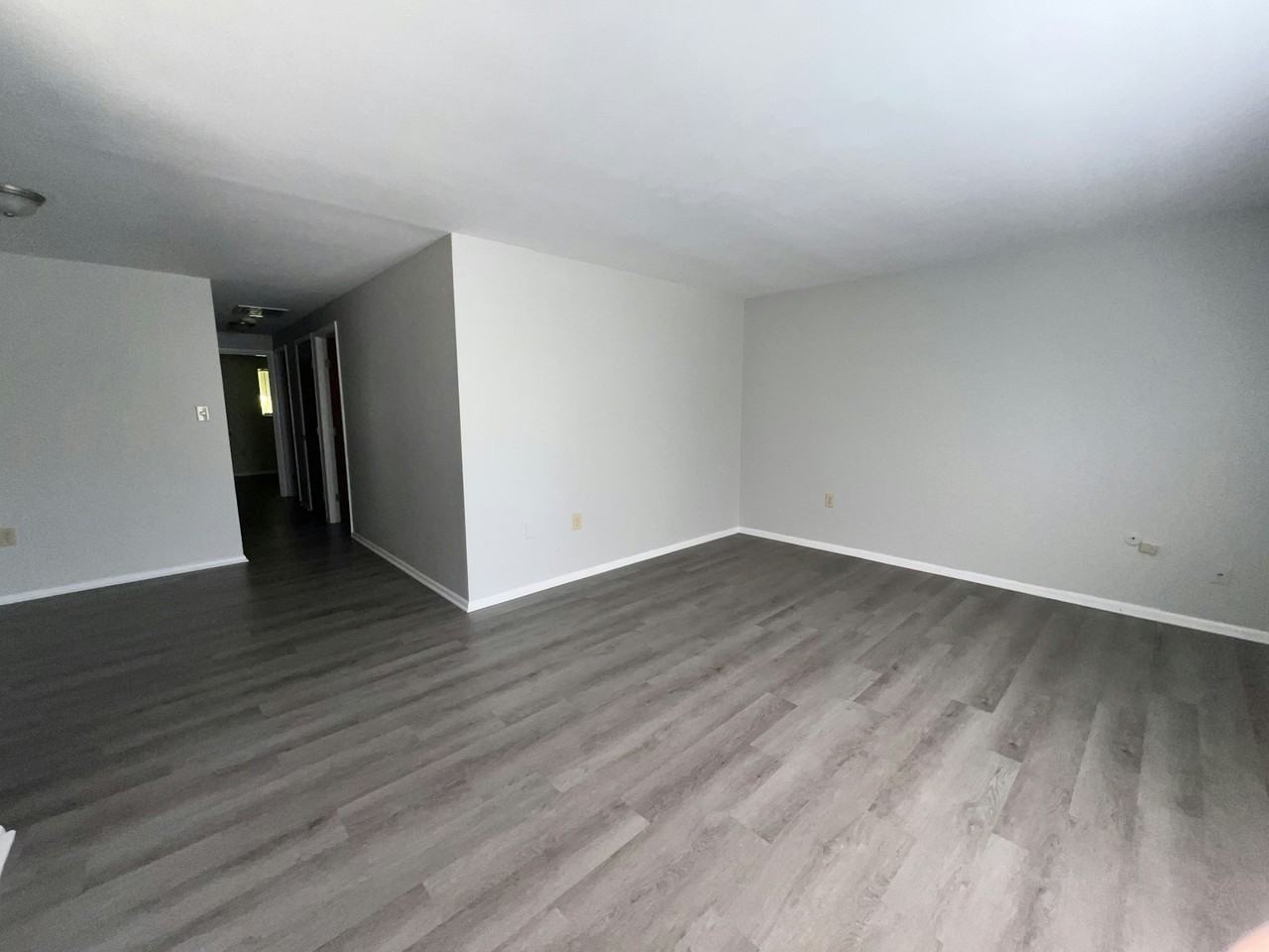 206 North Main Street, Unit B - Photo 4 of 11