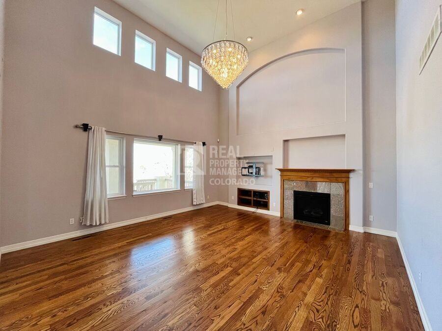 8099 S Country Club Pkwy - Photo 3 of 37