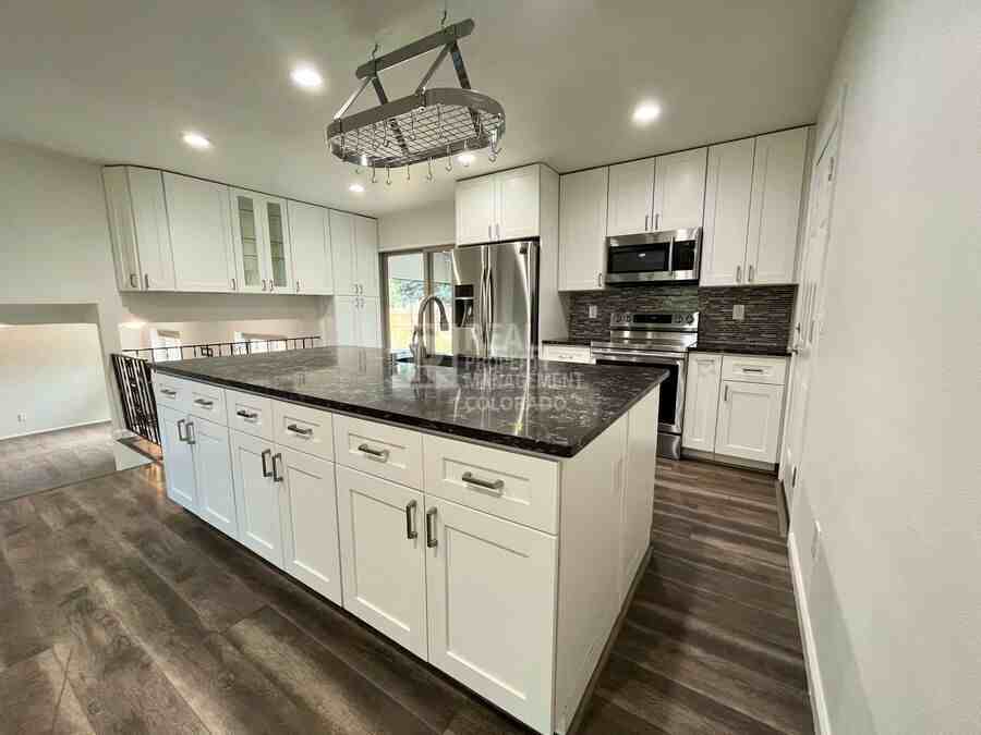 9387 W Eastman Pl - Photo 4 of 23