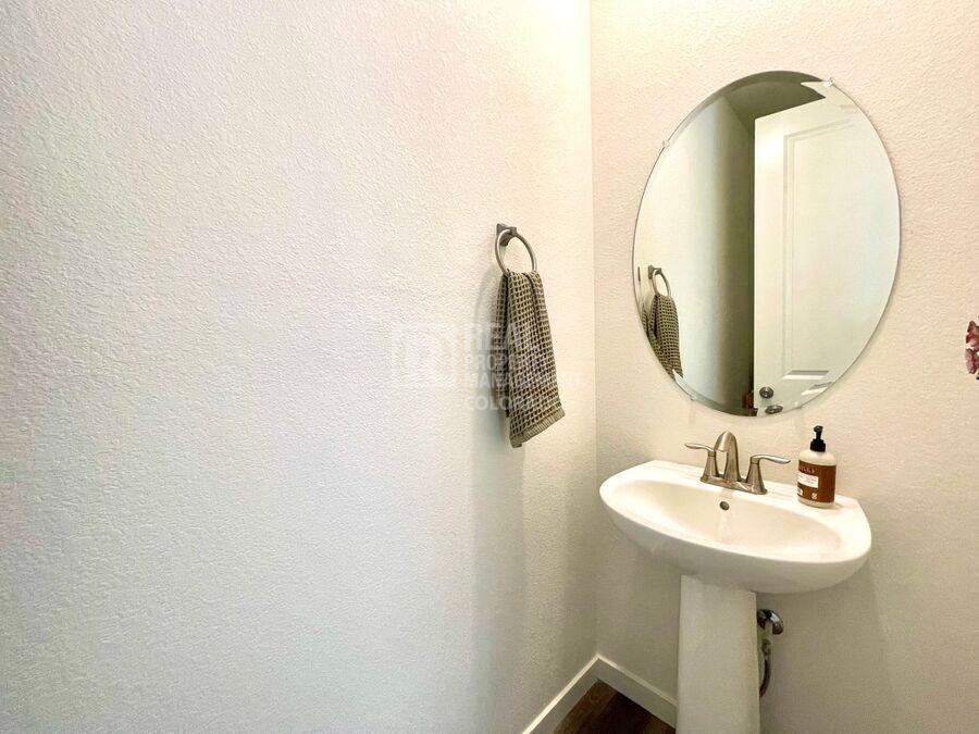 8975 Larose Ct - Photo 4 of 21